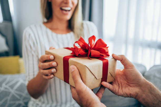 Gift Giving – Put Your Partner in Your Will